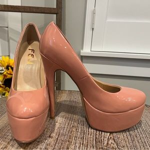 6” Nude high heel stilettos
